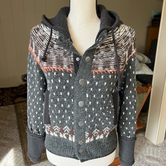 Free People Hooded Seeater - Picture 2 of 10